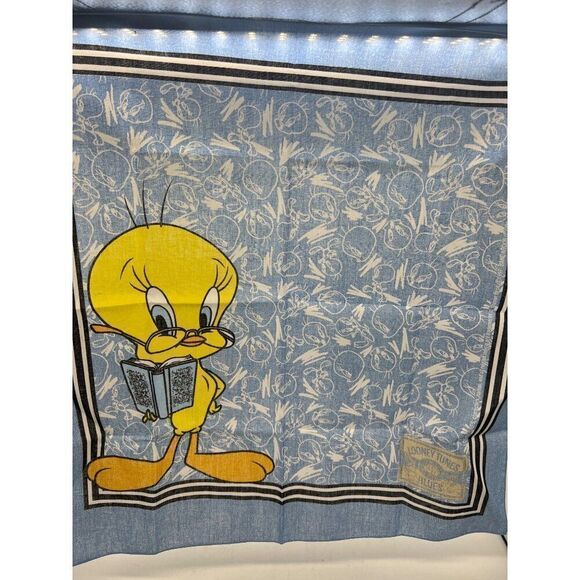 Vintage 1997 Warner Brothers Looney Tunes Tweety Bandana - Picture 1 of 4
